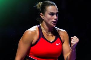 爭奪254萬美元獎金！薩巴倫卡2-1阿尼西莫娃，決賽將戰(zhàn)萊巴金娜