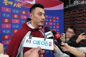 翟曉川：希望曾凡博回來 幫助球隊沖擊冠軍 和趙睿很熟悉