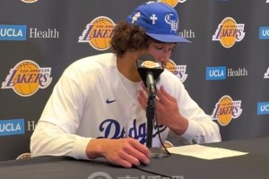 海斯：能多進些三分當然不錯！但我更專注于組織+防守來助隊取勝